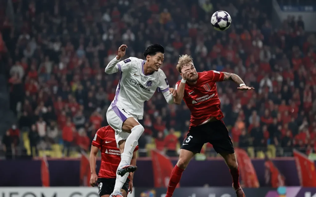 Được đánh giá cao hơn, song Sanfrecce chỉ có được 1 điểm trước Chengdu Rongcheng. 