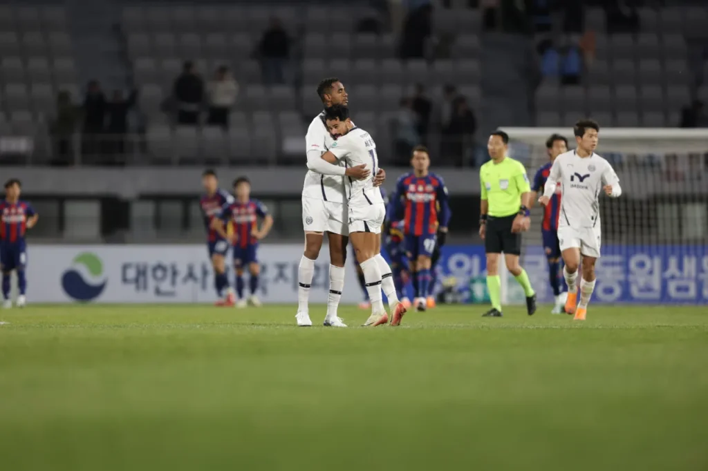 Cơ hội để Daegu trụ lại K-League 1 là không cao. 