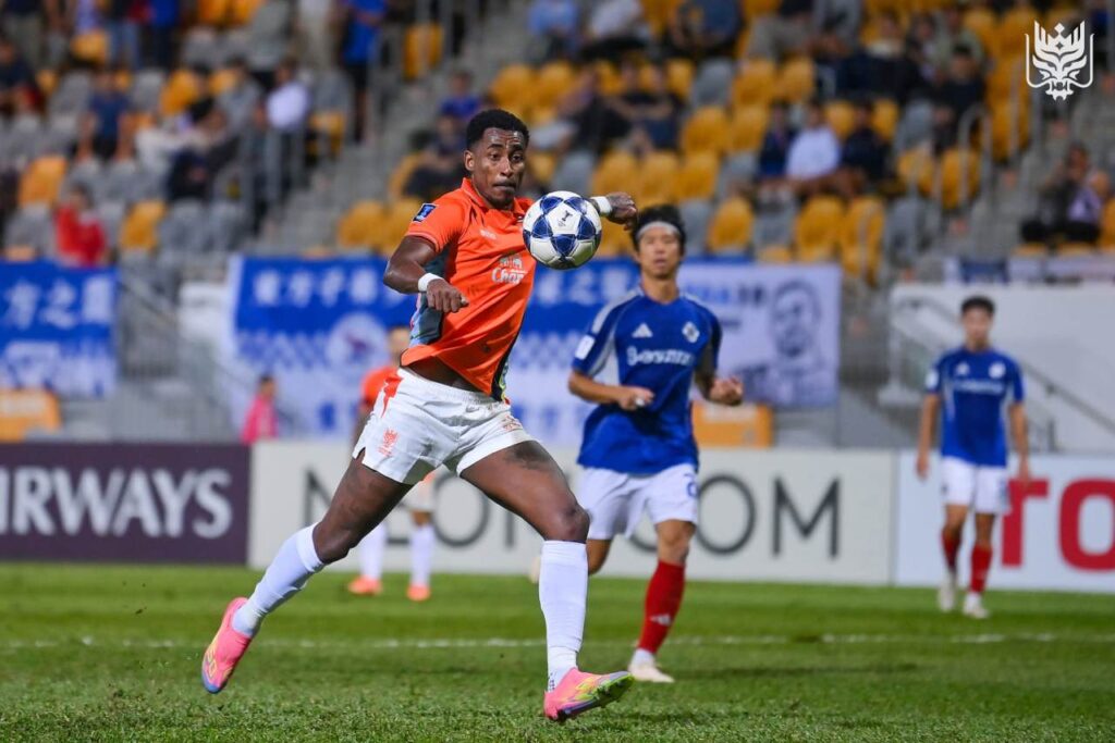 Tân ngoại binh Denilson Junior thi đấu bùng nổ tại AFC Champions League Two 2025/26 trong màu áo Ratchaburi FC.