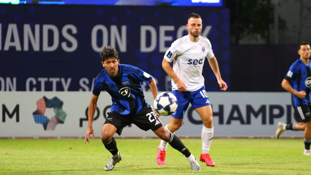 Bangkok United đánh bại Lion City Sailors 2-1, củng cố vị thế ở bảng G AFC Champions League Two 2025/26.