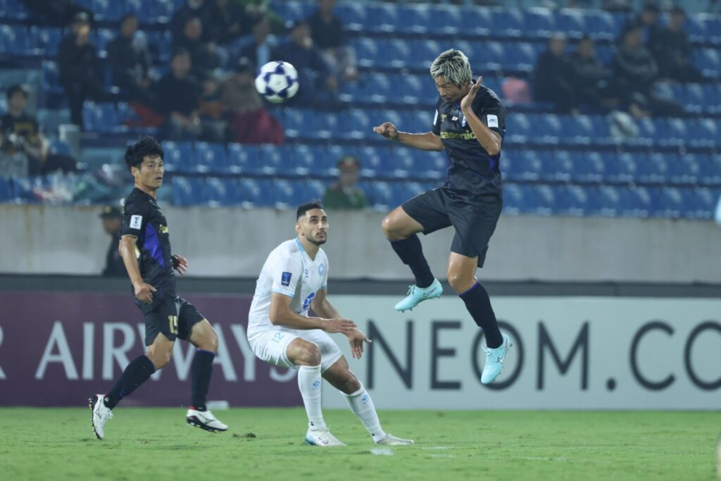 Gamba Osaka chính thức vào vòng 1/8 AFC Champions League Two sau chiến thắng tối thiểu trước Nam Định FC.