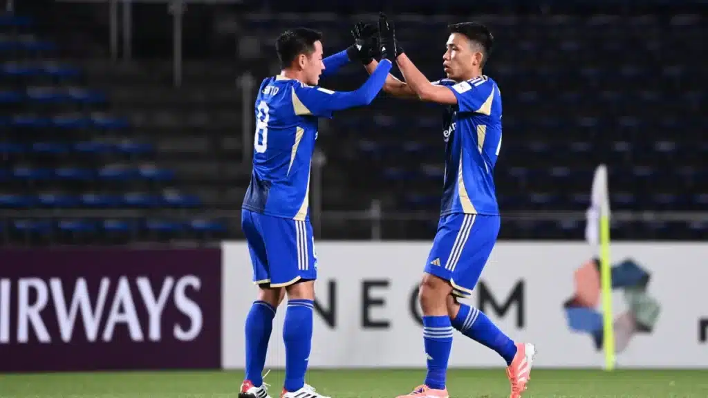 Machida Zelvia sáng cửa đi tiếp sau khi giành 3 điểm từ tay của Ulsan HD.