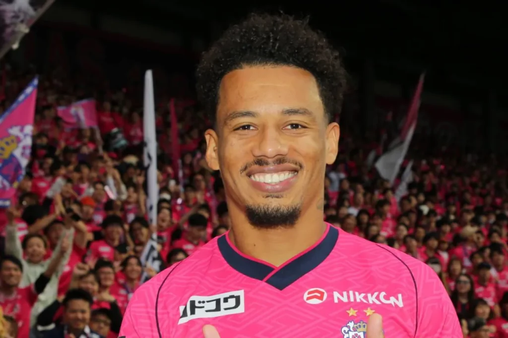 Rafael Hutton đang là chân sút số 1 của Cerezo Osaka