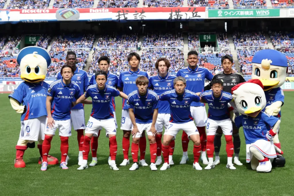 Phong độ ấn tượng ở lượt về đã giúp Yokohama F.Marinos xuất sắc trụ hạng thành công.