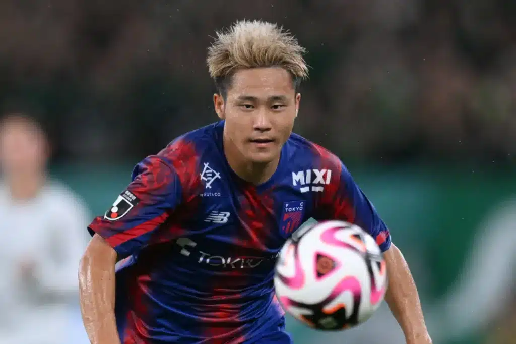 Tsuyoshi Ogashiwa dính đến hai chấn thương khác nhau trong cùng một mùa giải.