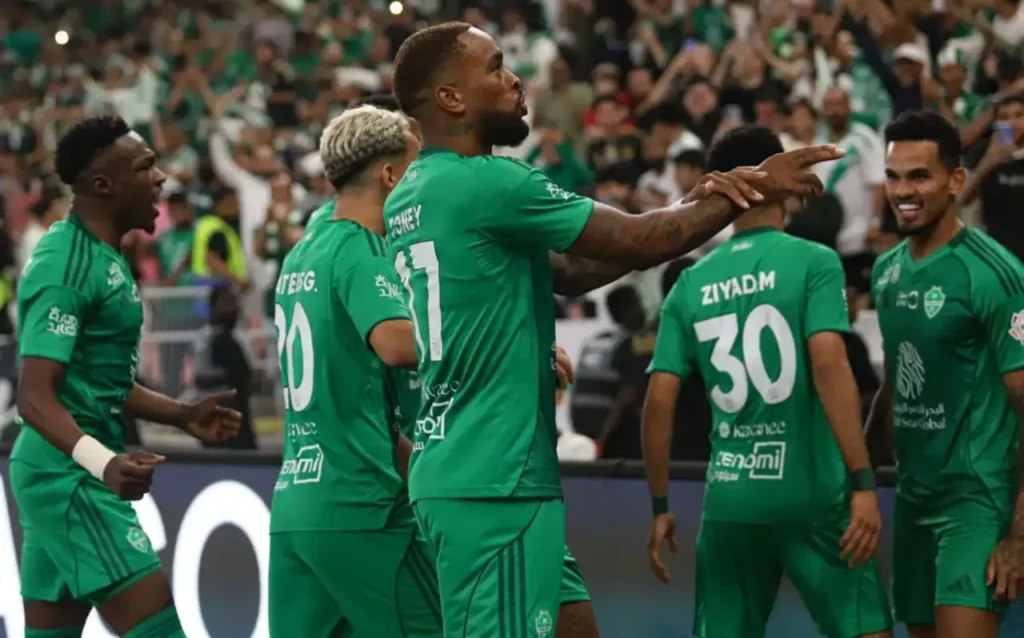 Ivan Toney tỏa sáng trong chiến thắng của Al Ahli trước Al Nassr.