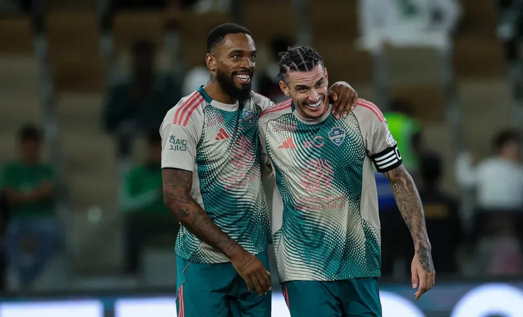 Al Ahli trở lại cuộc đua vô địch bằng chiến thắng quan trọng trước Al Feiha.