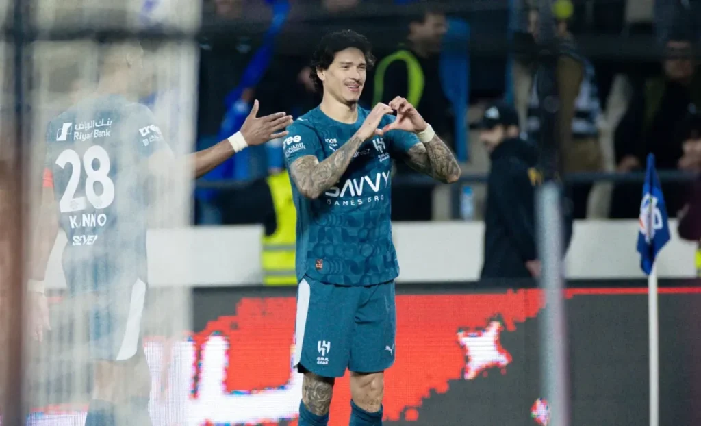 Al Hilal leo lên vị trí số 1 sau chiến thắng ở vòng 13.