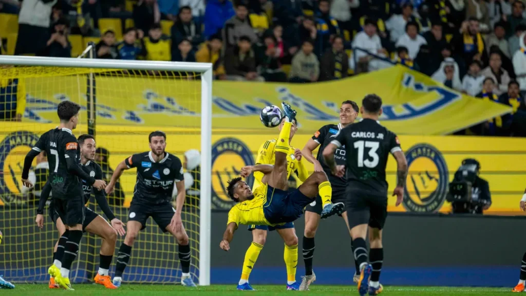 Koman toả sáng trong chiến thắng có phần vất vả của Al nassr