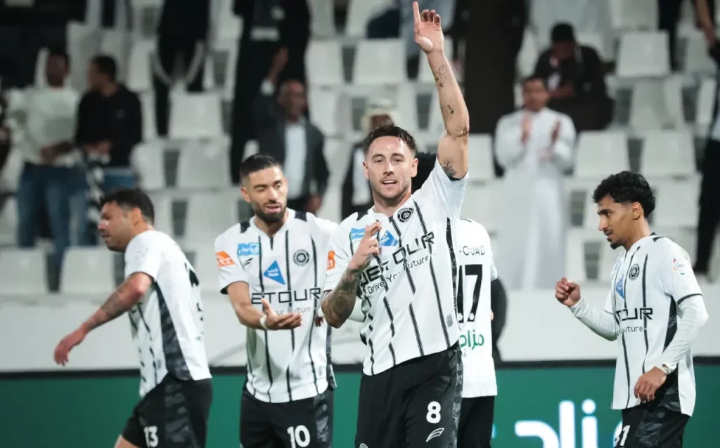 Al Shabab dần quay trở lại nửa trên BXH với chuỗi trận bất bại.