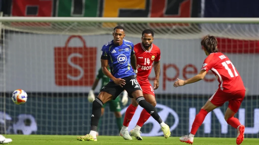 Bangkok United ngược dòng hạ Shan United 2-1, giành chiến thắng đầu tiên tại Shopee Cup 2025/26.