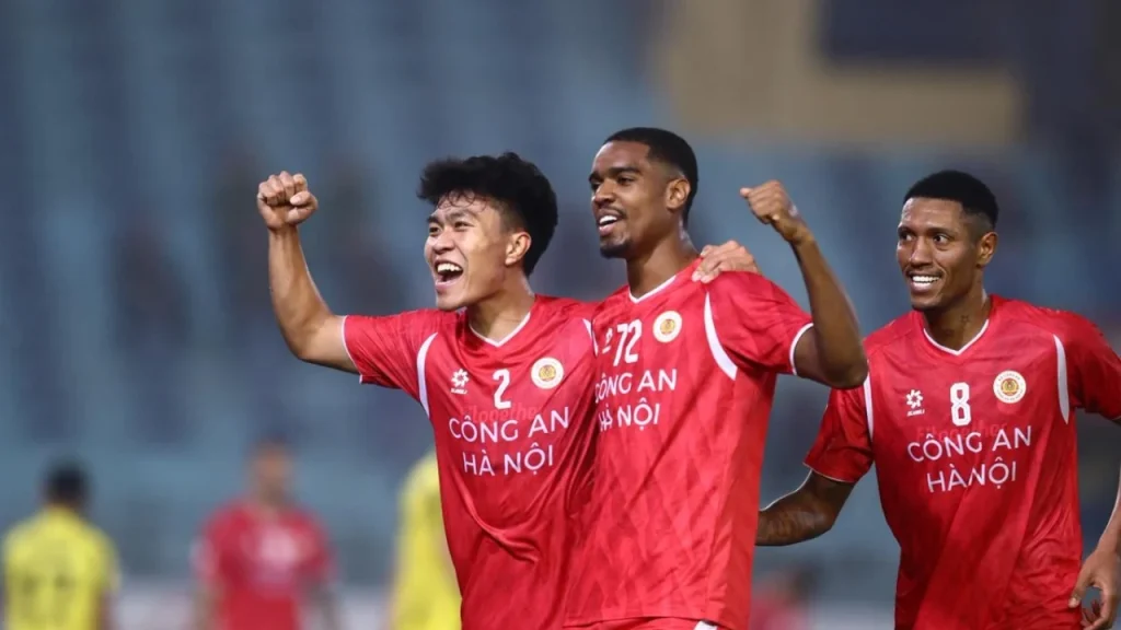 Công An Hà Nội FC khép lại chiến dịch Shopee Cup 2025/26 bằng chiến thắng đậm 6-1 trước Tampines Rovers.