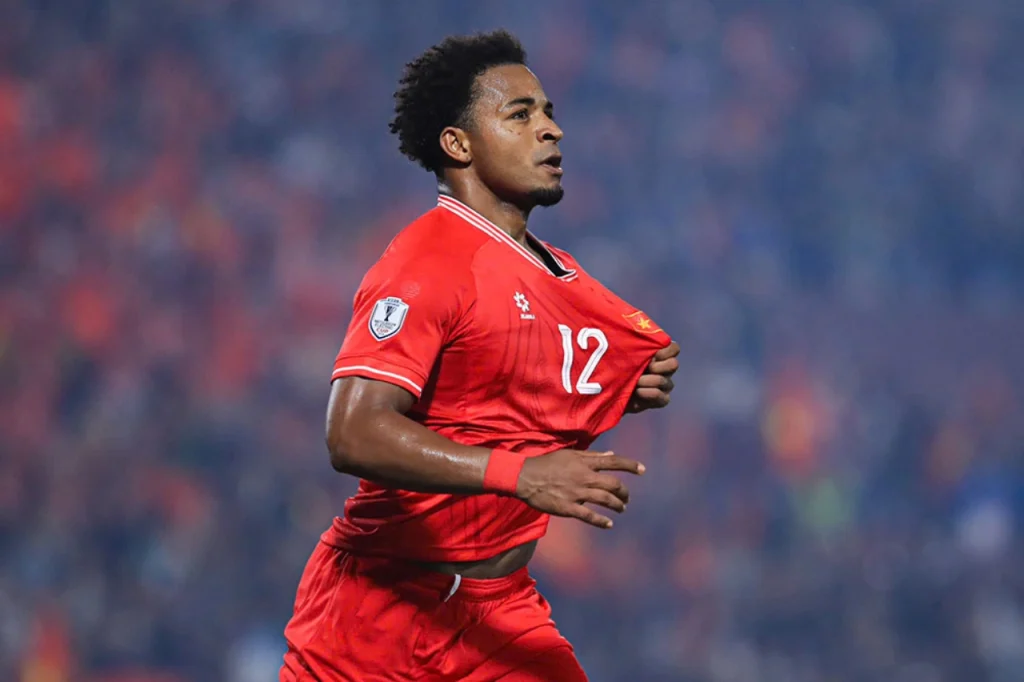 Nguyễn Xuân Son, sát thủ vòng cấm của đội tuyển Việt Nam.