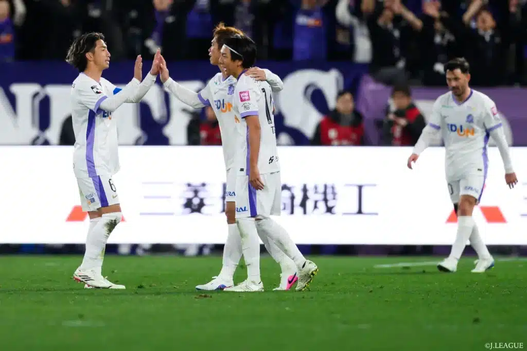 Sanfrecce Hiroshima Vòng 1 j1 League 2026