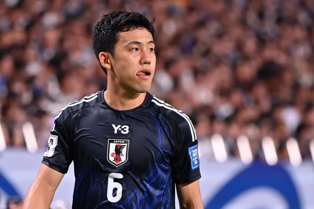 Endo quan trọng ở cả trong sân cỏ và trong phòng thay đồ của Nhật Bản.