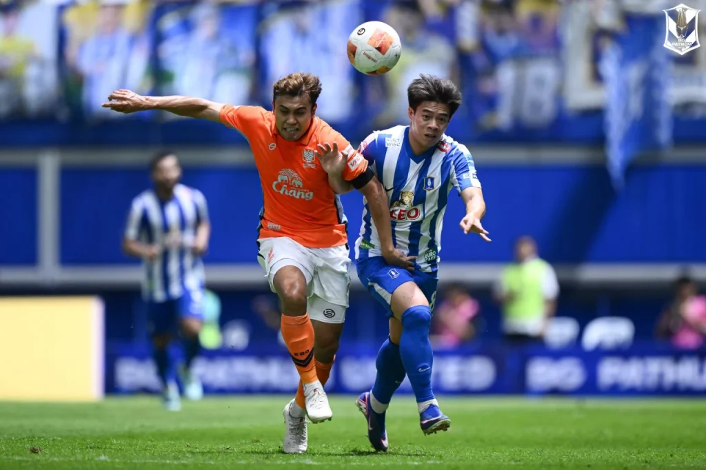 BG Pathum United giữ lại 1 điểm quý giá khi hòa kịch tính 2-2 trước Ratchaburi FC. Ảnh: BG Pathum United