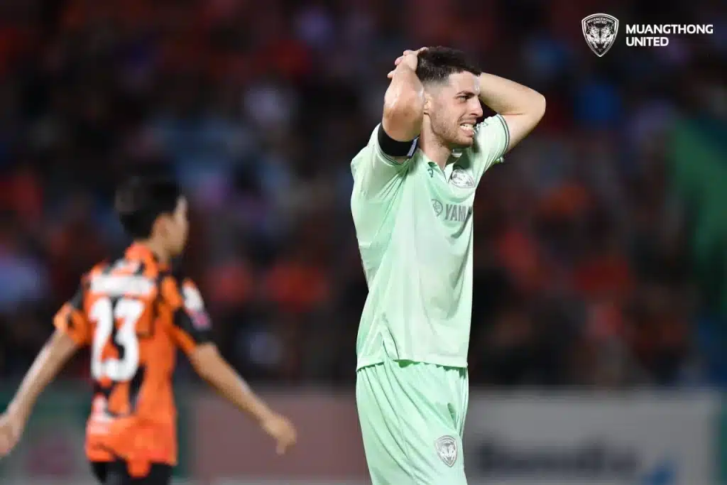 Muangthong United đang trải qua một trong những mùa giải tệ hại nhất lịch sử câu lạc bộ. Ảnh: Muangthong United