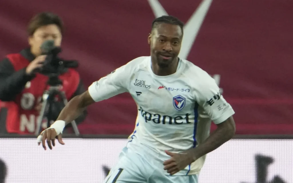 Norman Campbell (V-Varen Nagasaki)