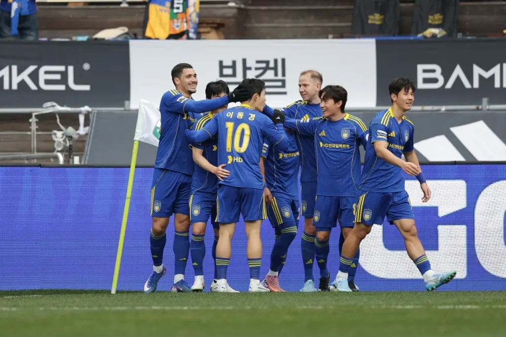 Ulsan HD Vòng 1 K league 2026