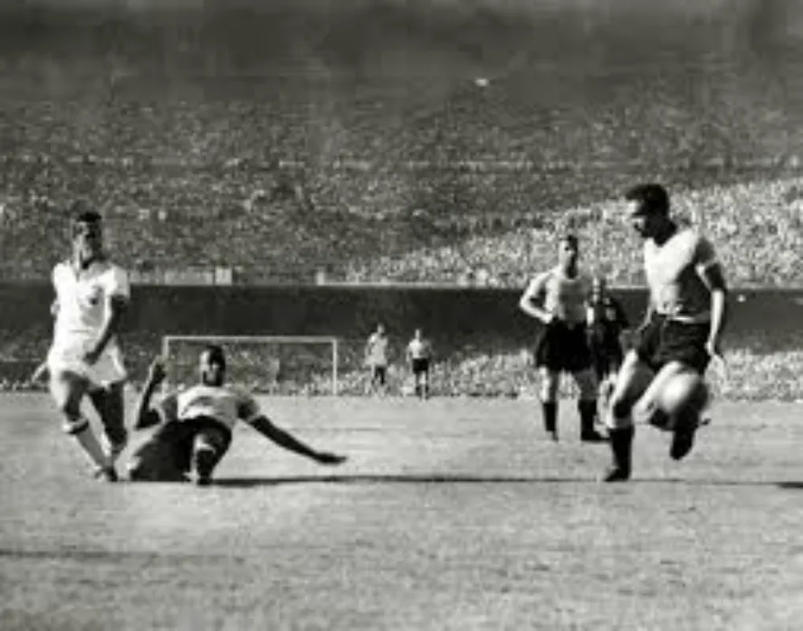 Uruguay vs Tây Ban Nha (Bảng H)