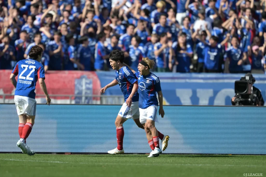 Yokohama F.Marinos vong 4 j1 league 2026
