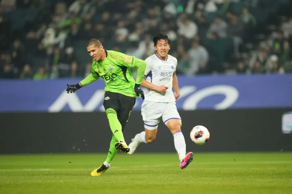 jeonbuk 1-1 gangwon vòng 8 k league 2026