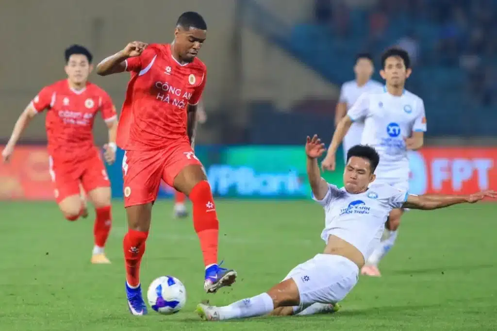 cAHN 3-2 thép xanh nam định