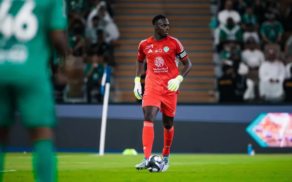 Édouard Mendy Tiến Sát Danh Hiệu Găng Tay Vàng