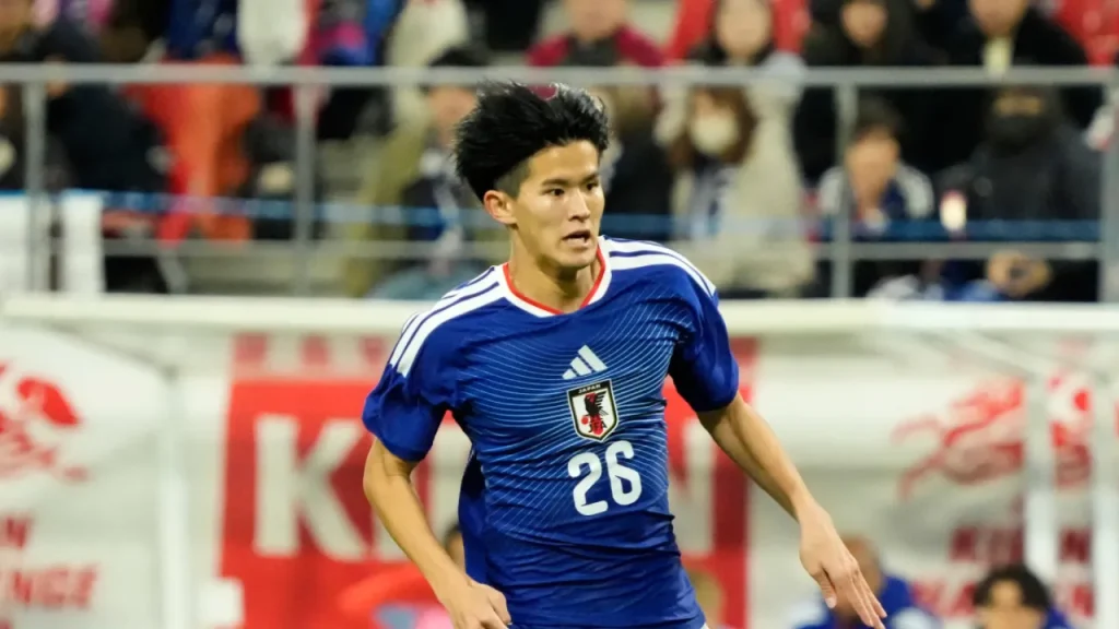 Keisuke Goto (Sint-Truiden) - tiền đạo cao 1m90 của bóng đá Nhật bản