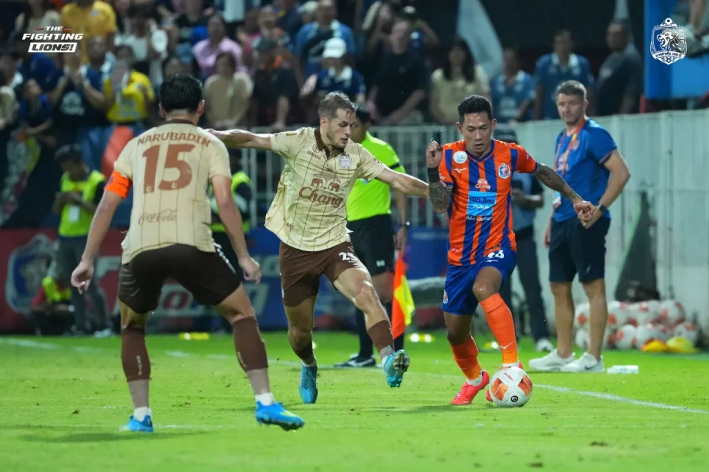Port FC khuất phục nhà vô địch Buriram United 3-1 ngay tại sân nhà. Ảnh: Port FC