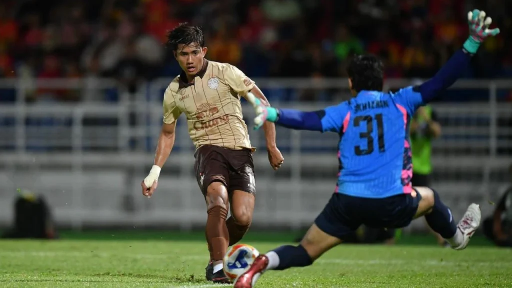 Chiến thuật hợp lý giúp Buriram United hạ gục Selangor FC 1-0 ngay trên sân khách. Ảnh: Buriram United