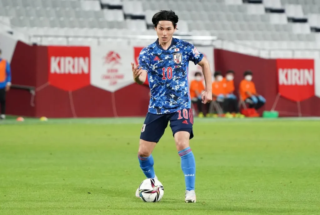 Tiền Đạo: Takumi Minamino (AS Monaco)