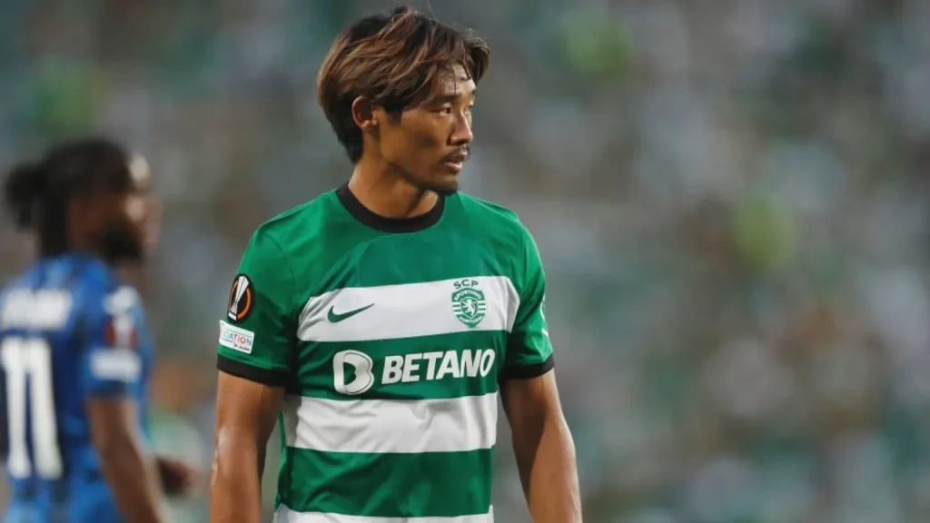 Tiền Vệ: Hidemasa Morita (Sporting CP)