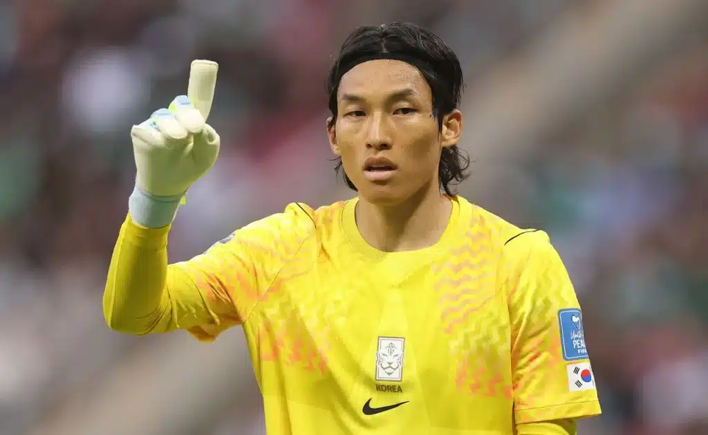 Thủ Môn: Kim Seung-gyu (Hàn Quốc)