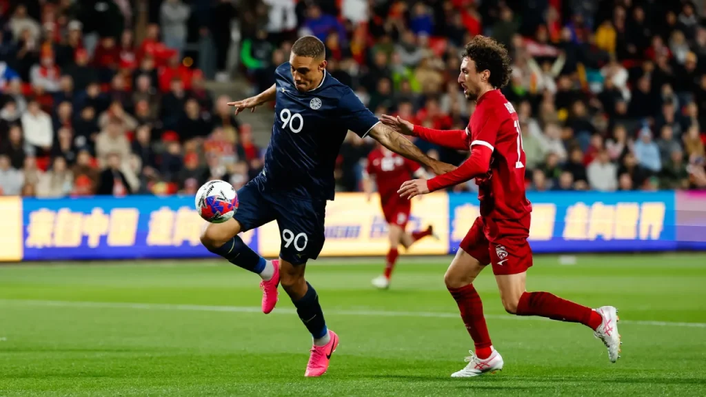 Adelaide United 0-2 Công An Hà Nội