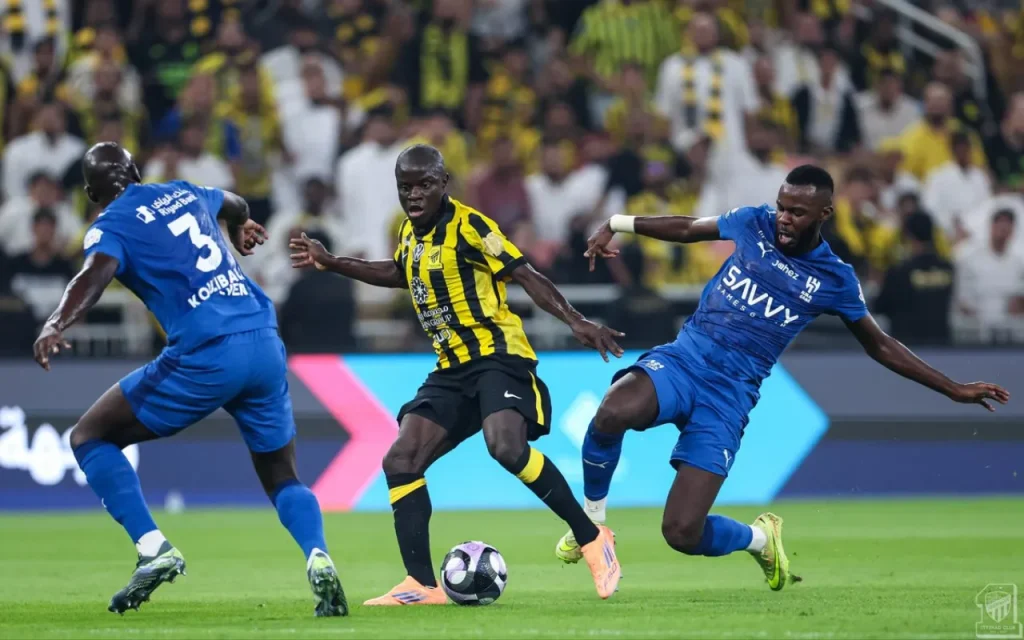 Al Hilal và Al Ittihad (Vòng 8)