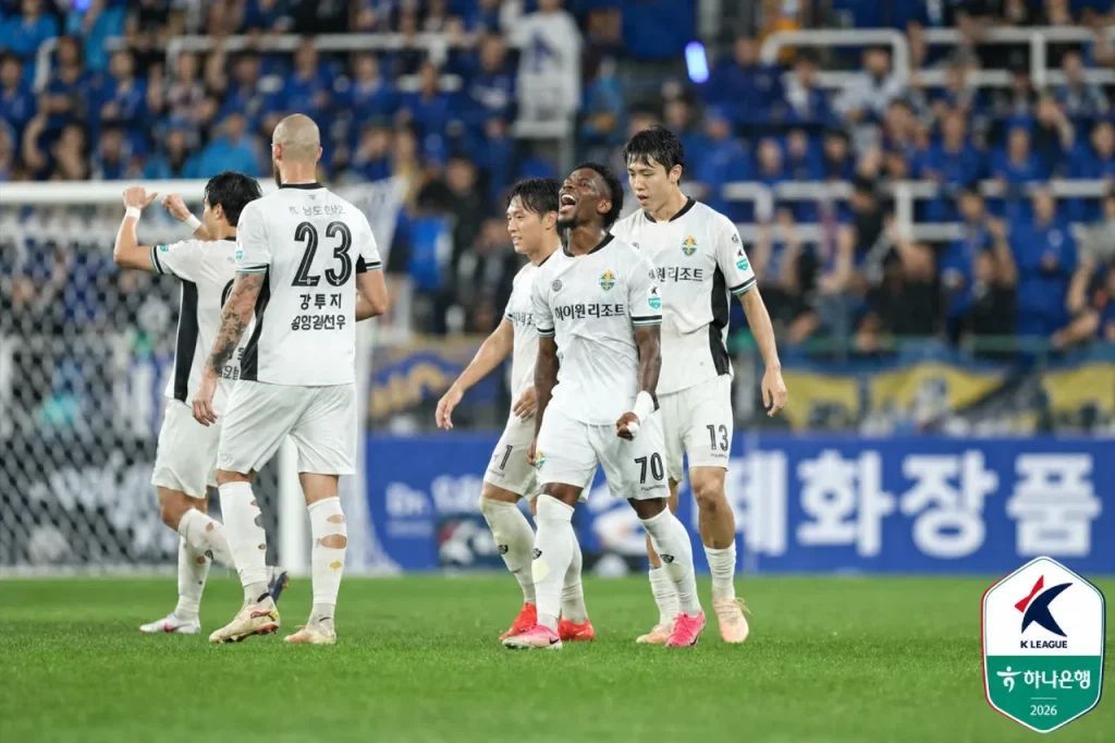 Gangwon vòng 23 k league 2026
