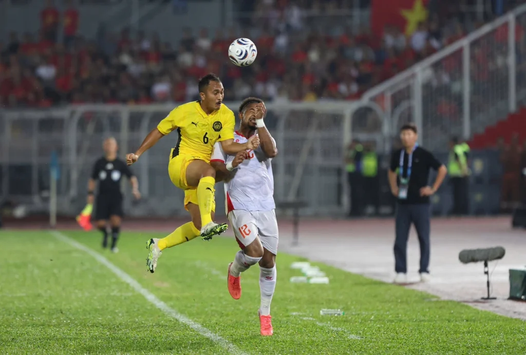 Đội tuyển Việt Nam thể hiện đẳng cấp khi đánh bại Malaysia 2-0 ngay trên sân khách. Ảnh: VFF