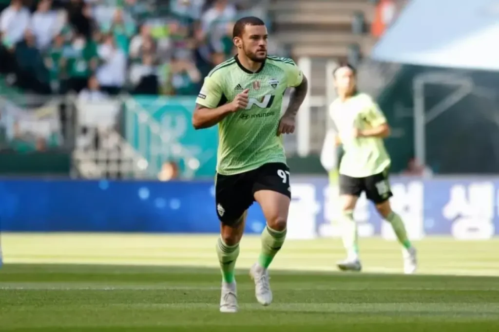 Gia nhập Jeonbuk với mức phí cao, nhưng André Luis đã không thể chứng minh được bản thân.