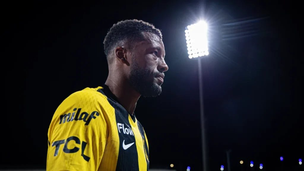 Georginio Wijnaldum sẽ cải thiện hàng thủ của Al Ittihad.