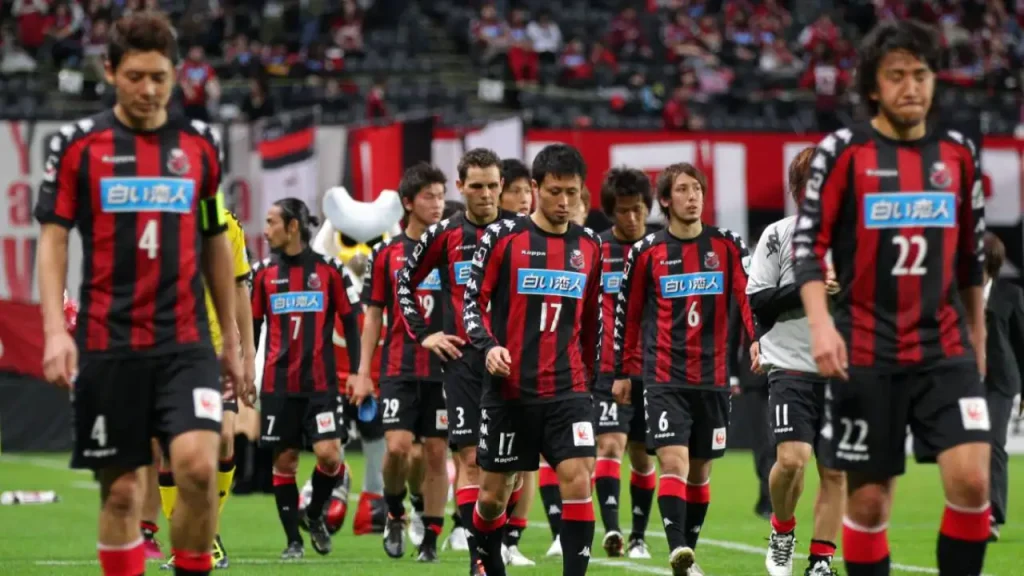 Hokkaido Consadole Sapporo khép lại mùa giải 2012 với 28 trận thua. Ảnh